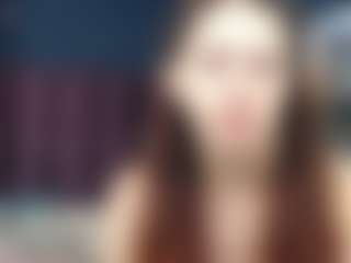 Live cam show with Iris - Red Hair Dildo on SpunkLive