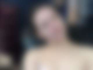 Live cam show with Iris - Bush on CamwithHer