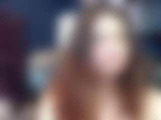 Live-camshow met Iris - Public op Camsoda