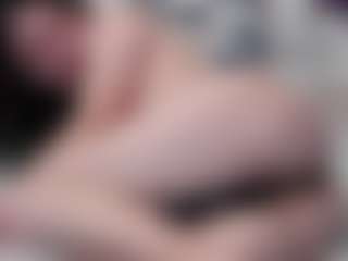 Iris's Live Sex Cam Show