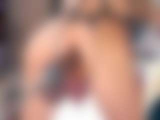 Live cam show with lasophia - Average on Stripli.com