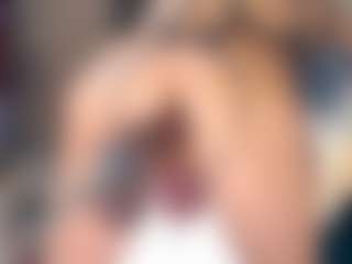Live cam show with lasophia - Brown Eyes on SxyPornLive