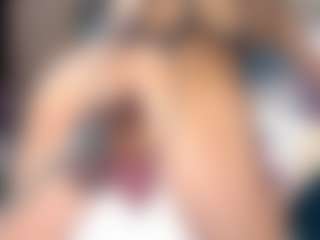 Live cam show with lasophia - Spank on sexylivex.com