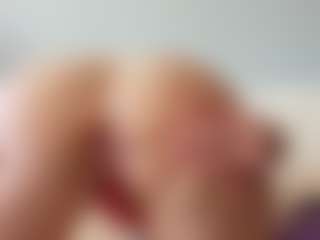 christinalovely's Live Sex Cam Show