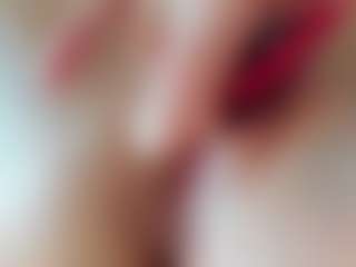Live cam show with christinalovely - Mature on Camsoda