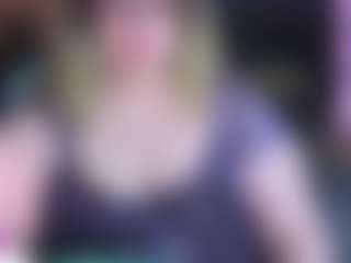 Live cam show with jannetamazing - Oil on Camming Site