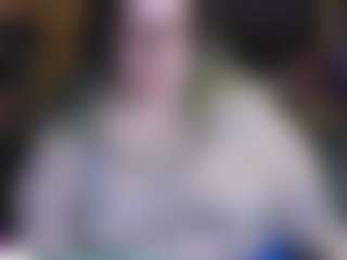 Live cam show with jannetamazing - Deepthroat on CamClone