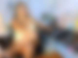 Live cam show with Alix Long - Gamer Mature on dasdasdadada.com