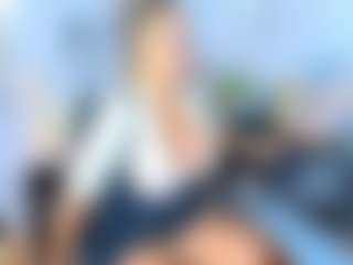 Live cam show with Alix Long - Tittyfuck on AdultVida.com