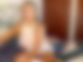 Live cam show with Alix Long - Bikini on camwithhim.com
