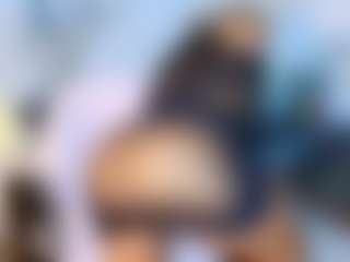 Live cam show with Alix Long - Bikini on livesexfox.com