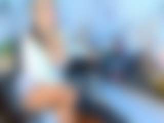 Live cam show with Alix Long - Bedroom MILF on Mixed Magazine Live