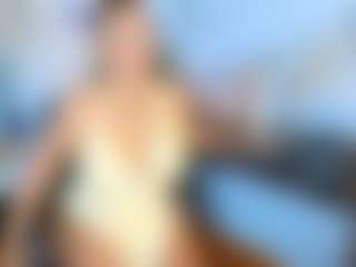 Live cam show with Alix Long - Tittyfuck on luckytryst.com