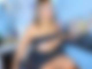 Live cam show with Alix Long - Shaved Pussy on sexylive.show