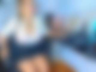 Alix Long MILF webcam performer live streaming