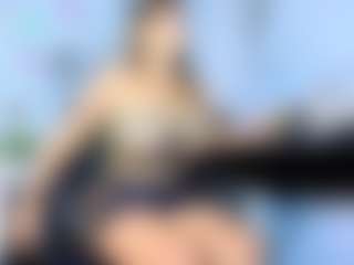 Live cam show with Alix Long - Middle Aged on Camsoda