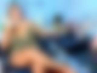 Live cam show with Alix Long - Mature on Camsoda