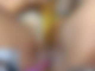 Live cam show with Alix Long - Middle Aged on CamSodaAdn