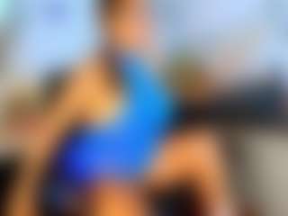 Live cam show with Alix Long - Toys MILF on TeamSkeetLive
