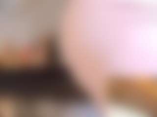 Alix Long MILF webcam performer live streaming