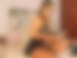 Live cam show with Alix Long - Tittyfuck on luckytryst.com
