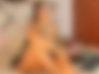 Live cam show with Alix Long - Bedroom Mature on luckytryst.com