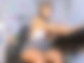 Live-Cam-Show mit Alix Long - Bedroom auf Camsoda