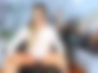 Alix Long MILF webcam performer live streaming