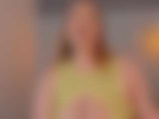 Live cam show with ALLASKA - Curvy on Gym Cam Girls