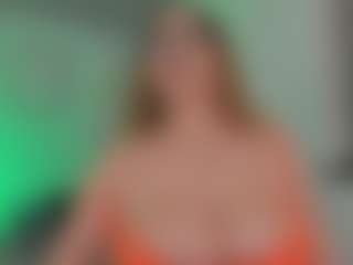 Live cam show with ALLASKA - Facial Piercings on Camsoda