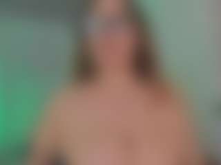 Live cam show with ALLASKA - Lush Teen (18+) on Camsoda