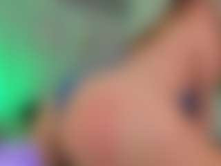 ALLASKA's Live Sex Cam Show