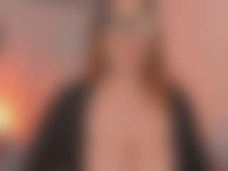 Live cam show with ALLASKA - Dirty on Mixed Magazine Live