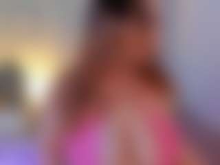 Live cam show with ALLASKA - Green Eyes on Hubzter Live