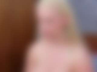 Cuteblondeme's Live Sex Cam Show