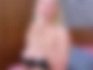 Live cam show with Cuteblondeme - Big Ass on AdultVida.com