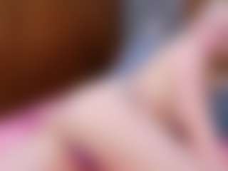 Cuteblondeme's Live Sex Cam Show