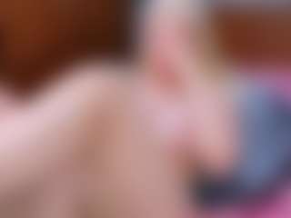 Cuteblondeme's Live Sex Cam Show