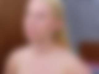 Cuteblondeme's Live Sex Cam Show