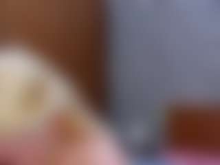 Cuteblondeme's Live Sex Cam Show