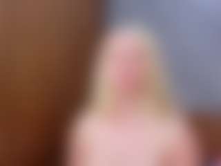 Cuteblondeme's Live Sex Cam Show