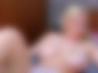 Cuteblondeme's Live Sex Cam Show