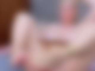 Cuteblondeme's Live Sex Cam Show