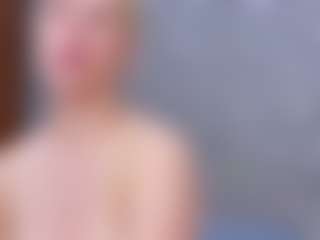 Cuteblondeme's Live Sex Cam Show