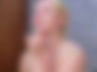 Cuteblondeme's Live Sex Cam Show
