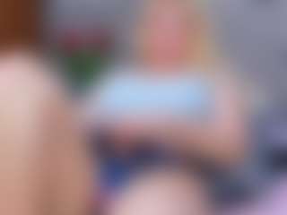 Cuteblondeme's Live Sex Cam Show