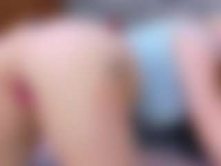 Cuteblondeme's Live Sex Cam Show