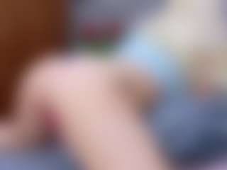 Cuteblondeme's Live Sex Cam Show