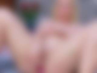 Cuteblondeme's Live Sex Cam Show