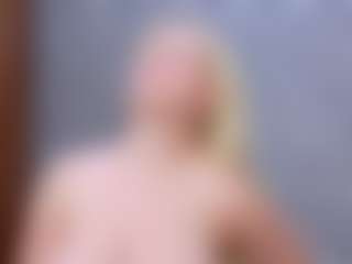 Cuteblondeme's Live Sex Cam Show